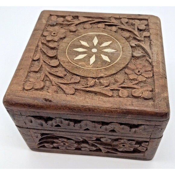 Vintage Hand Carved Wooden Box Inlay Flower Leaves Made In India Hinged Square - Picture 4 of 15